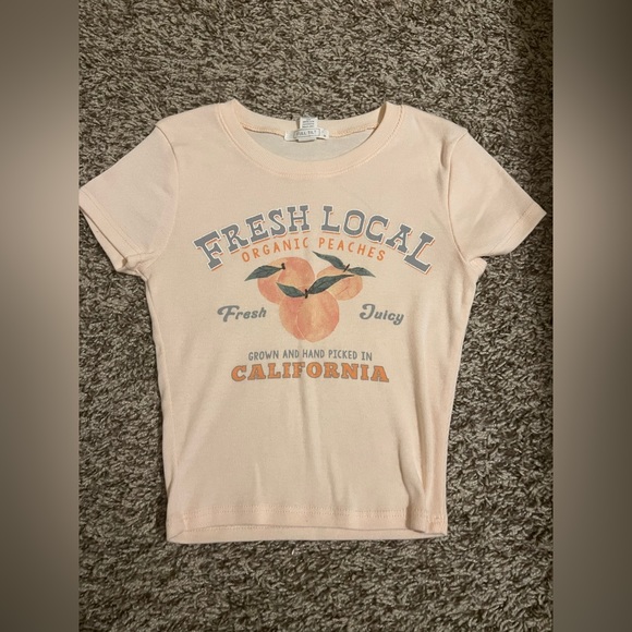 Peach crop top - Picture 1 of 4